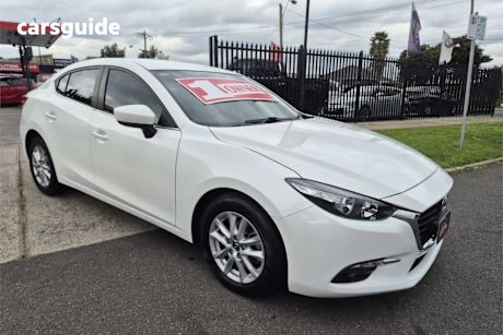 White 2018 Mazda 3 Sedan Maxx Sport