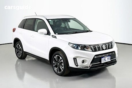 White 2022 Suzuki Vitara Wagon Turbo
