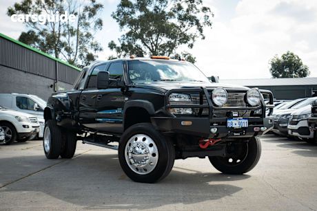 Black 2006 Chevrolet Silverado Ute Tray