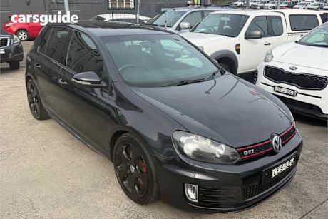 Grey 2011 Volkswagen Golf Hatchback Gti