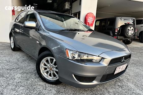 Grey 2013 Mitsubishi Lancer Sedan ES F