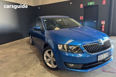 Blue 2014 Skoda Octavia Hatch 103 TSI AMBITION PLUS NE