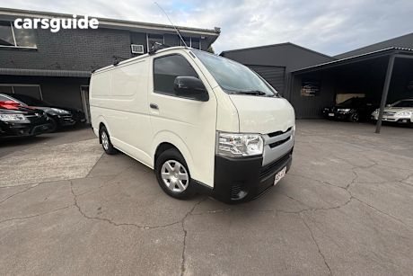 White 2015 Toyota HiAce Van Lwb