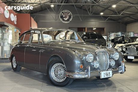 Grey 1967 Daimler 2.5 Litre Sedan