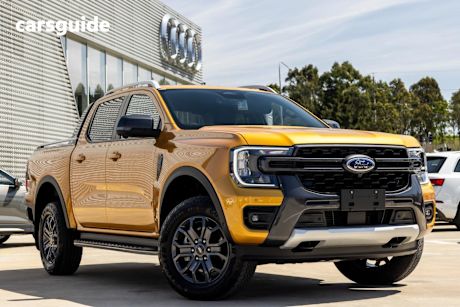 White 2024 Ford Everest SUV SPORT 4X4