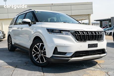 White 2022 Kia Carnival OtherCar SI F