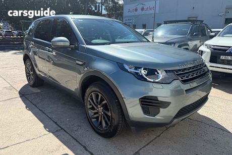 Grey 2017 Land Rover Discovery Sport SUV TD4 150 SE 4X4