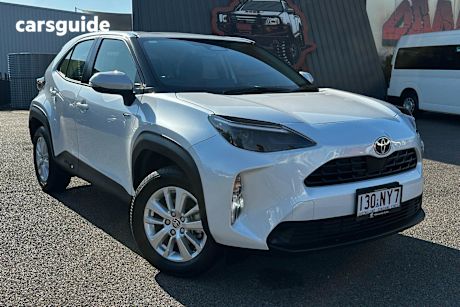 White 2024 Toyota Yaris Cross Wagon Gx Hybrid (Awd)