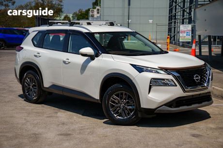 White 2023 Nissan X-Trail Wagon St (4Wd) 7 Seat