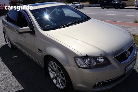 Gold 2011 Holden Calais Sedan V