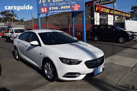 White 2020 Holden Commodore Liftback Lt