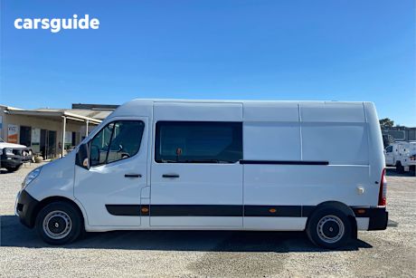 White 2018 Renault Master Commercial F