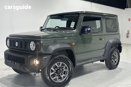 Green 2024 Suzuki Jimny SUV GLX 4X4
