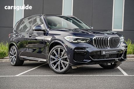 Black 2022 BMW X5 Wagon Xdrive30D