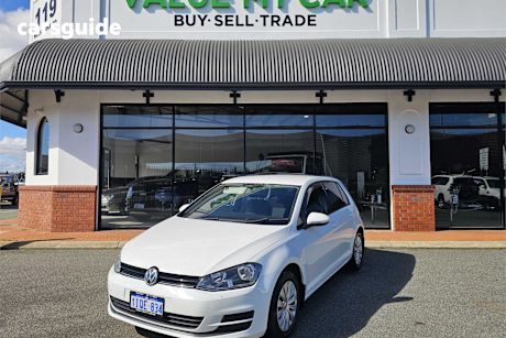 White 2015 Volkswagen Golf Hatch 90TSI F