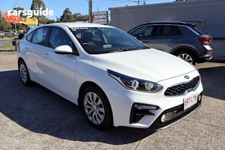 White 2019 Kia Cerato Hatch S F