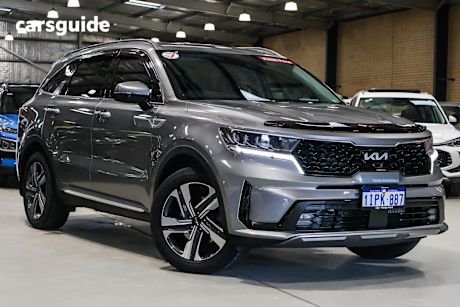 Grey 2022 Kia Sorento SUV SPORT+ 4X4