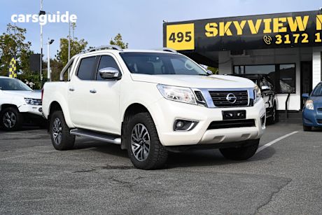 White 2019 Nissan Navara Ute Tray ST-X