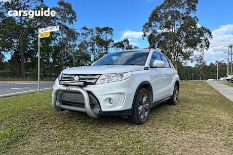 White 2018 Suzuki Vitara Wagon Rt-S
