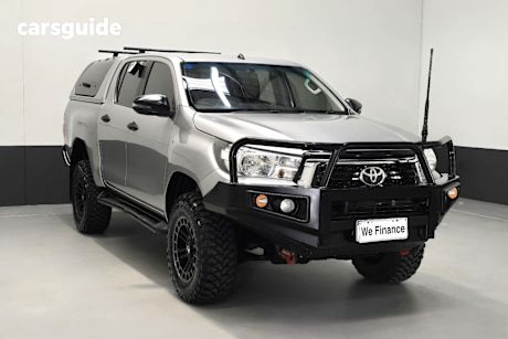 Silver 2018 Toyota Hilux Dual Cab Chassis Sr (4X4)