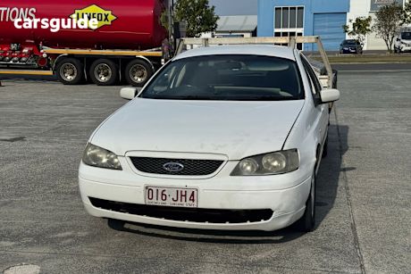 White 2004 Ford Falcon Cab Chassis Xls