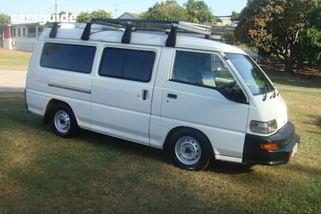 2006 Mitsubishi Express Walk-thru Van