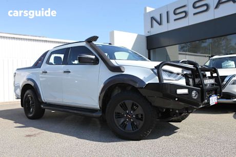 White 2022 Isuzu D-MAX Crew Cab Utility X-Terrain (4X4)