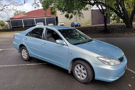 Blue 2004 Toyota Camry Sedan Ateva