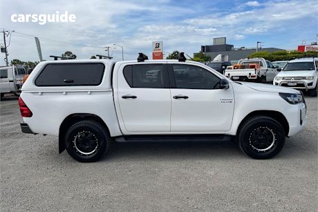 White 2021 Toyota Hilux Double Cab Pick Up Sr (4X4)
