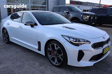 White 2019 Kia Stinger Sedan GT R
