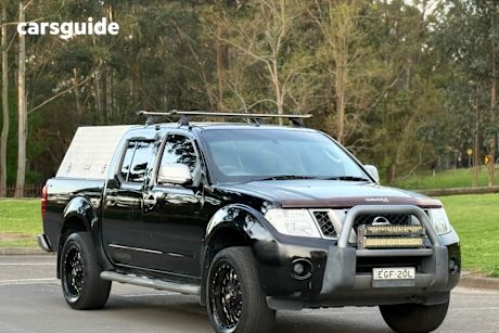 Black 2014 Nissan Navara Dual Cab Pick-up St (4X4)