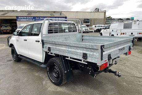 White 2020 Toyota Hilux Ute Tray SR 4X4