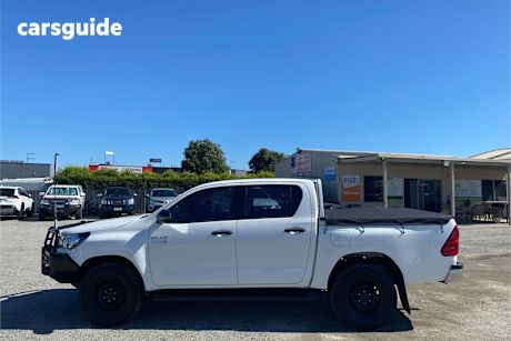 White 2018 Toyota Hilux Ute Tray SR 4X4