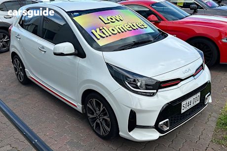White 2022 Kia Picanto Hatch S F