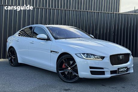 White 2015 Jaguar XE Sedan 20T PRESTIGE R
