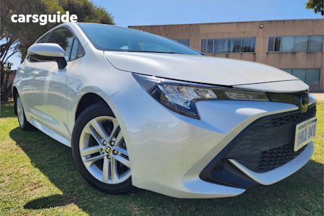 White 2021 Toyota Corolla Hatchback Ascent Sport