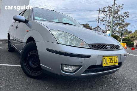 Silver 2003 Ford Focus Sedan Cl
