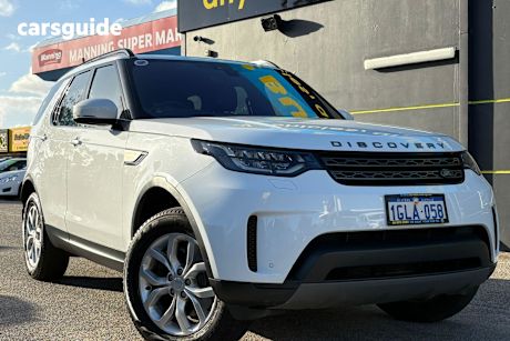 White 2017 Land Rover Discovery SUV SD4 SE 4X4