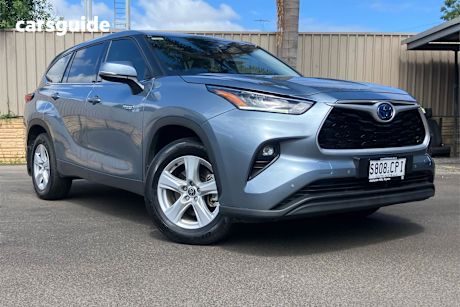 Blue 2022 Toyota Kluger SUV GX 4X4