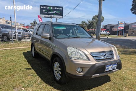 Beige 2005 Honda CR-V Wagon (4X4) Sport