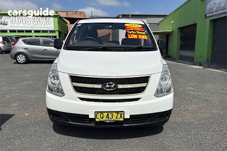 White 2013 Hyundai Iload Van