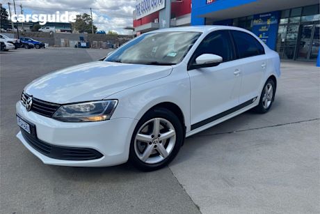 White 2014 Volkswagen Jetta Sedan 118 Tsi