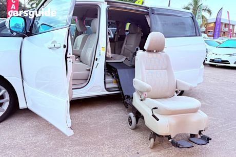 White 2009 Toyota Estima Wagon AERAS G