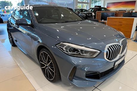 Green 2019 BMW 1 Hatch 118I M SPORT F