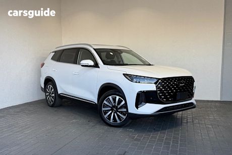 White 2025 Chery Tiggo 8 SUV SUPER HYBRID ULTIMATE F