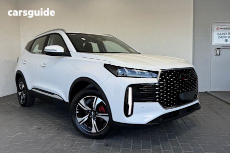 White 2025 Chery Tiggo 4 PRO SUV URBAN F