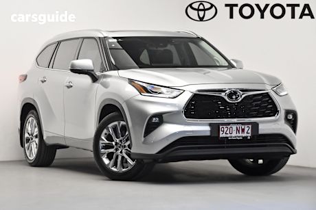 Silver 2023 Toyota Kluger SUV GRANDE 4X4