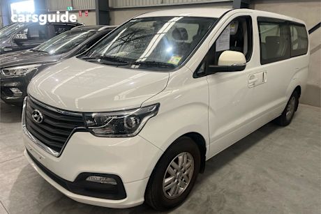 White 2021 Hyundai Imax SUV ACTIVE R