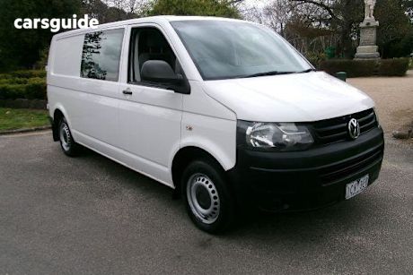 White 2014 Volkswagen Transporter SUV TDI340 F