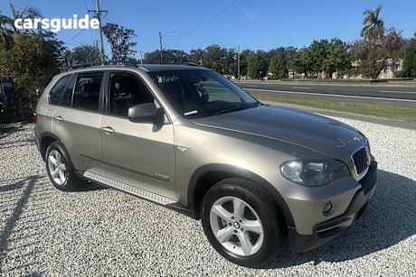 Grey 2010 BMW X5 Wagon Xdrive 30I